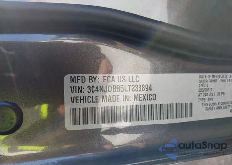 2020 Jeep Compass Sun And Safety 4X4 z USA, uszkodzony, nr VIN 3C4NJDBB5LT238894